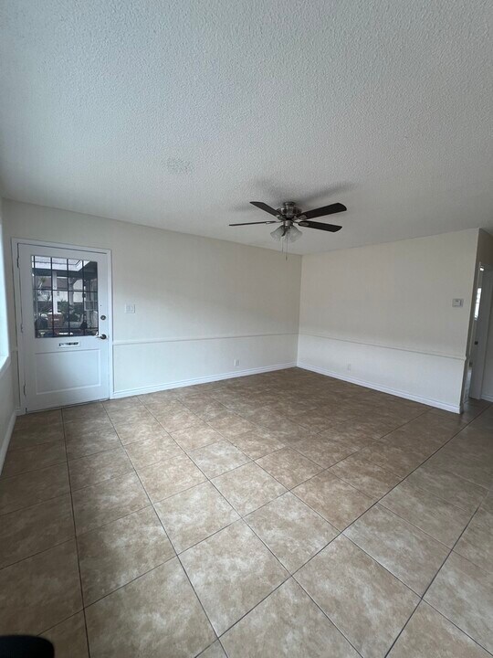 1835 E 60th St in Long Beach, CA - Building Photo