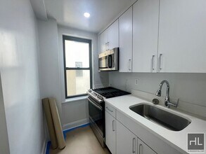 EAST 38 STREET, Unit 11D in New York, NY - Building Photo - Building Photo