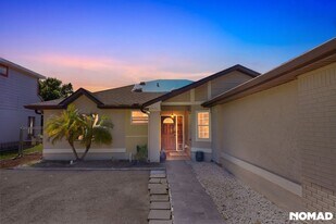 293 Chicago Woods Cir in Orlando, FL - Building Photo