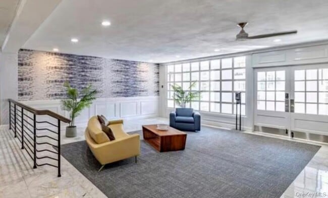 22 N Forest Ave in Rockville Centre, NY - Building Photo - Building Photo