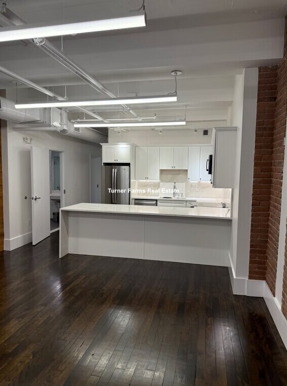 190 High St, Unit 5