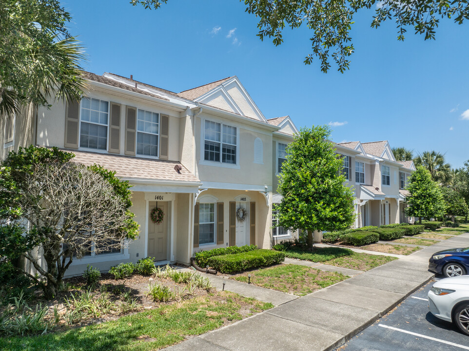 The Seasons at Mill Cove in Jacksonville, FL - Building Photo