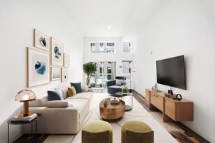 900 Rainier in Seattle, WA - Building Photo