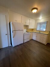 824 Gardella Ave in Oroville, CA - Building Photo - Building Photo