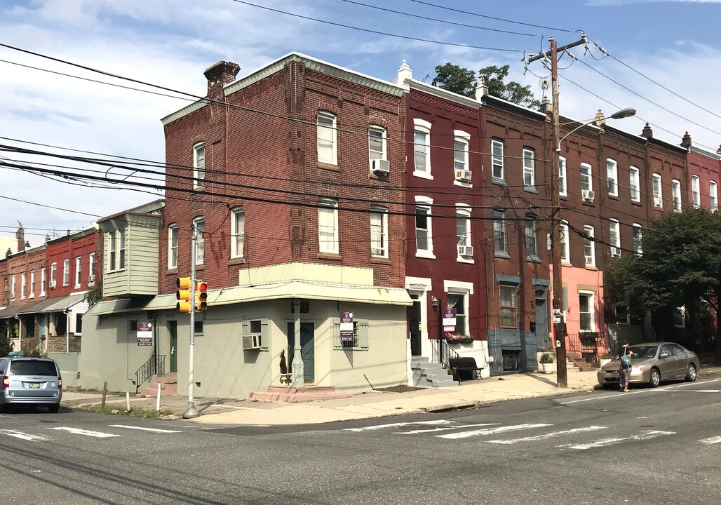 900 N 29th St in Philadelphia, PA - Building Photo