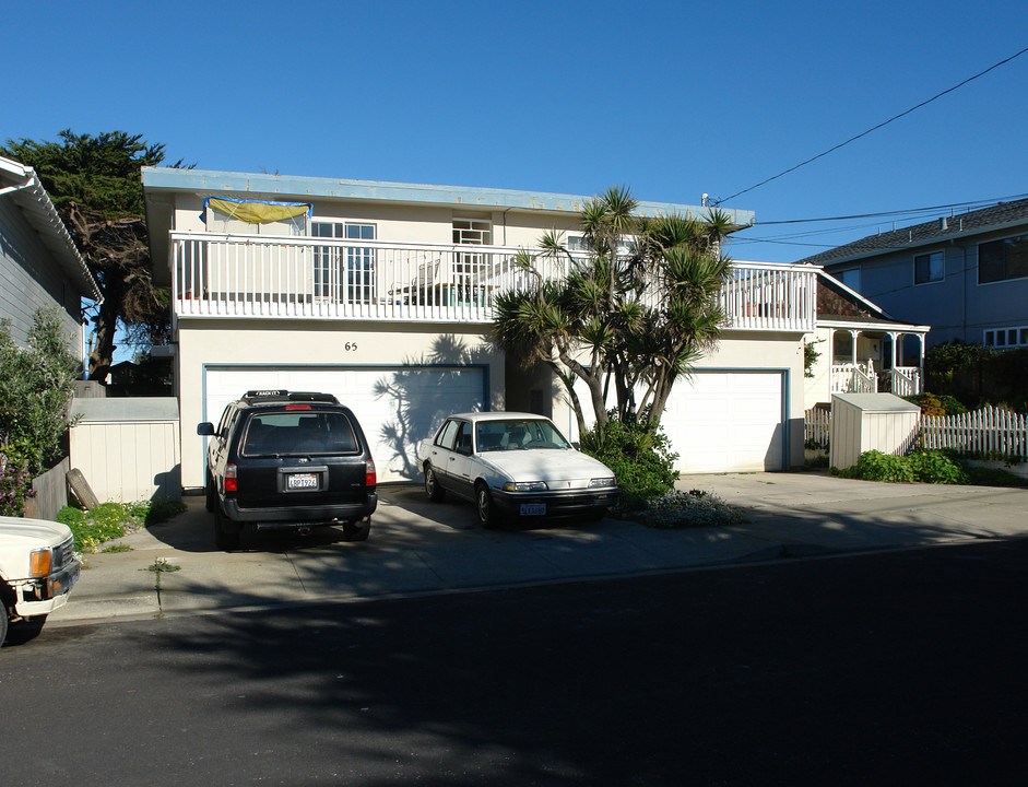 65 Santa Rosa Ave in Pacifica, CA - Building Photo