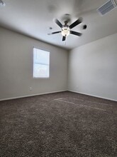 1058 W Chimes Tower Dr in Casa Grande, AZ - Building Photo - Building Photo
