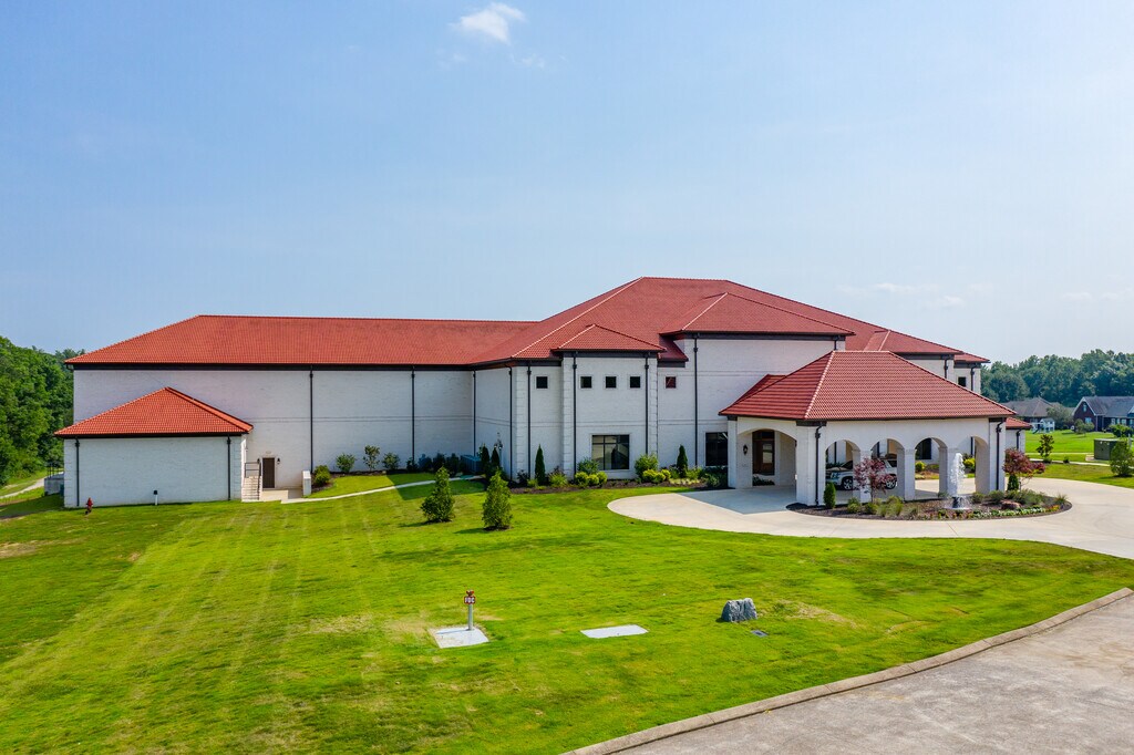 Keestone Resort Loretto, TN Apartments