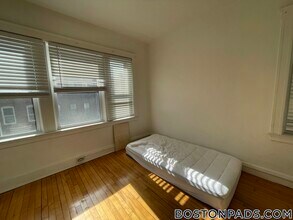 16-20 Westland, Unit 309 in Boston, MA - Foto de edificio - Building Photo