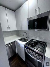 EAST 35 STREET, Unit 3C in New York, NY - Foto de edificio - Building Photo