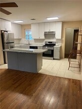 4825 Jasper St in Metairie, LA - Foto de edificio - Building Photo