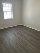 1914 St James Dr in Memphis, TN - Building Photo - Building Photo