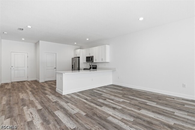 property at 10047 Amicola St