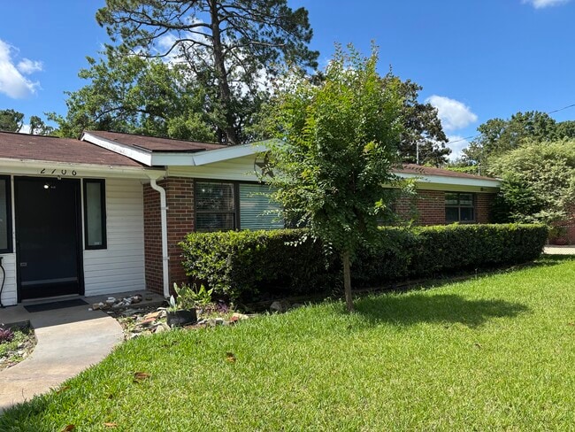 property at 2706 Canary Dr