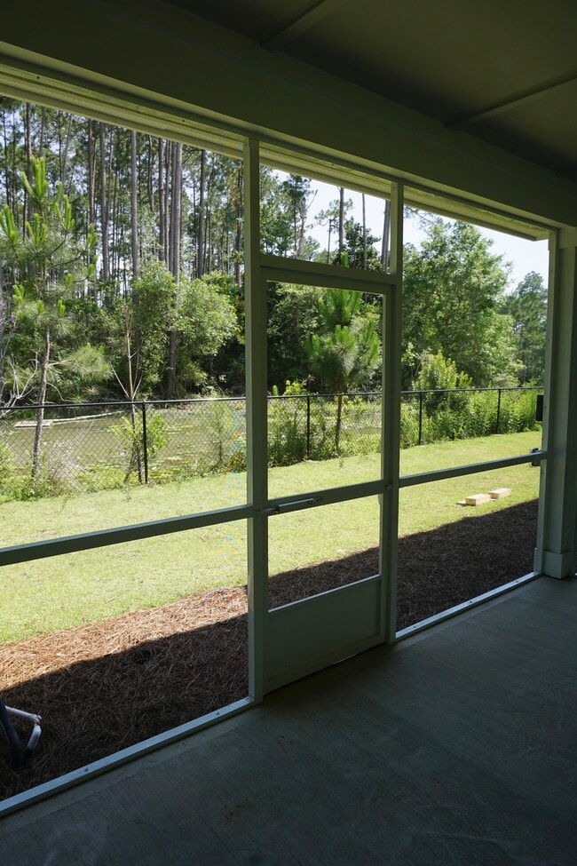 103 Palm St in Freeport, FL - Building Photo - Building Photo