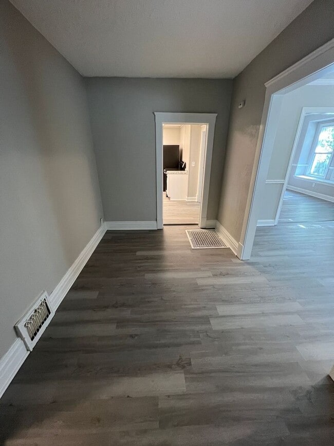 3427 Brooklyn Ave in Kansas City, MO - Building Photo - Building Photo