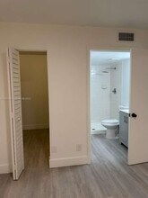 10020 Winding Lake Rd in Sunrise, FL - Building Photo - Building Photo