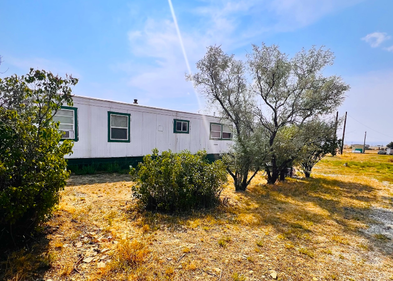 513 Main St in Rapelje, MT - Building Photo