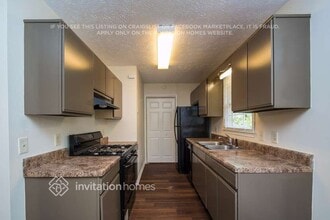 322 Dillon Dr in Douglasville, GA - Building Photo - Building Photo