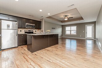 504 Northfield Rd in Manhattan, KS - Building Photo - Building Photo