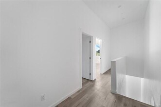 8514 Wilbur Ave in Los Angeles, CA - Building Photo - Building Photo