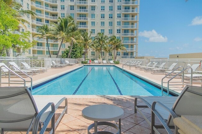 400 N Federal Hwy, Unit 204N in Boynton Beach, FL - Building Photo - Building Photo