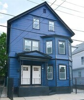 135-137-137 Superior St, Unit 1 in Providence, RI - Building Photo