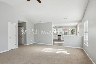 449 Eagles Nest Way in Riverdale, GA - Foto de edificio - Building Photo