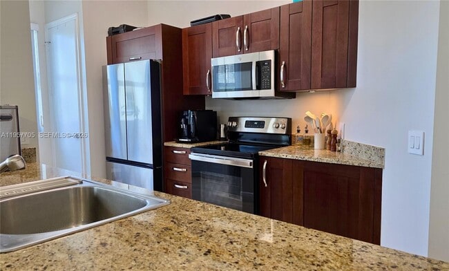 property at 20000 E Country Club Dr