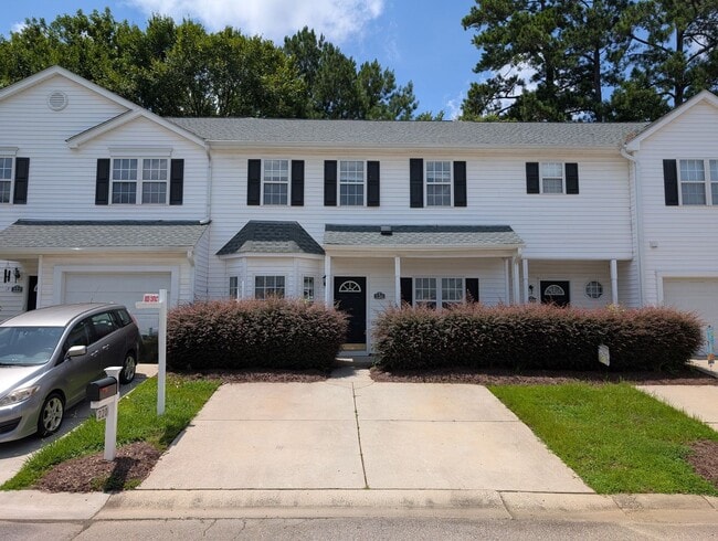 property at 220 Misty Groves Cir