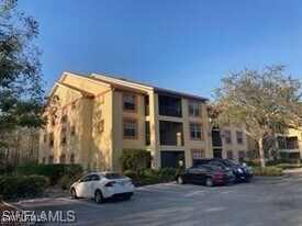 7960 Preserve Cir in Naples, FL - Building Photo