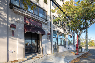 Bay Street Landing in Staten Island, NY - Building Photo - Building Photo