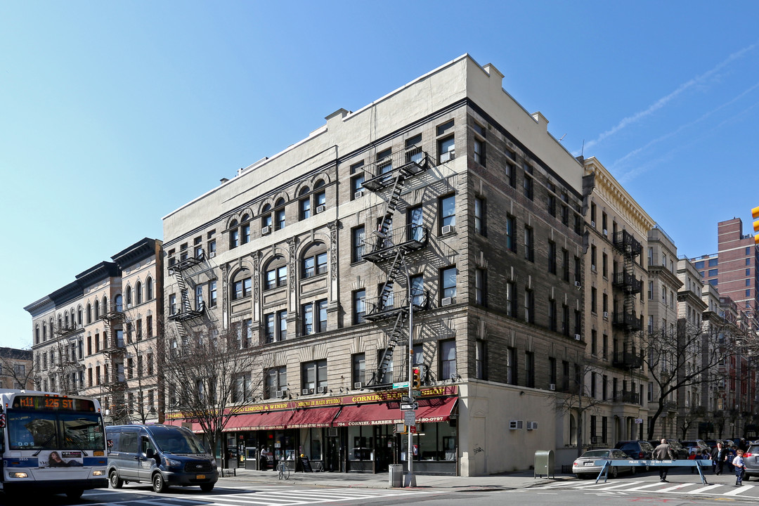 944-956 Amsterdam Ave in New York, NY - Foto de edificio