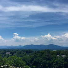 Beaucatcher Flats in Asheville, NC - Building Photo - Building Photo