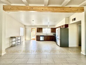 2140 N Northway Ave in Tucson, AZ - Building Photo - Building Photo