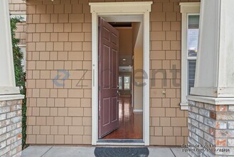 651 Carrington Ct in San Ramon, CA - Foto de edificio - Building Photo