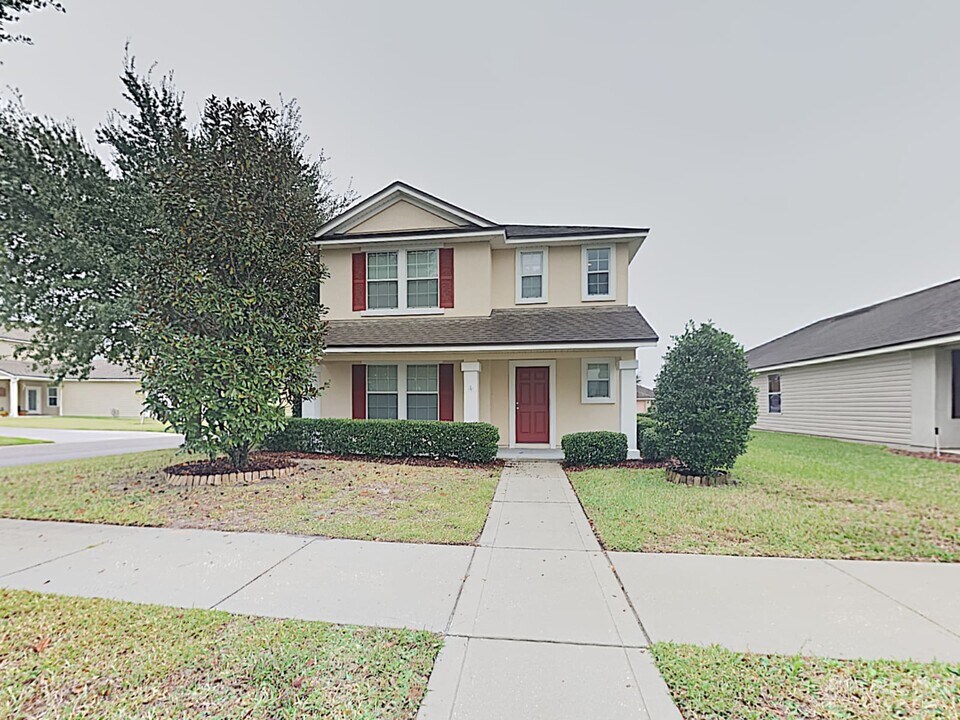 627 Welcome Home Dr in Middleburg, FL - Building Photo