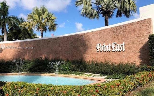 3000 Marcos Dr in Aventura, FL - Building Photo - Building Photo