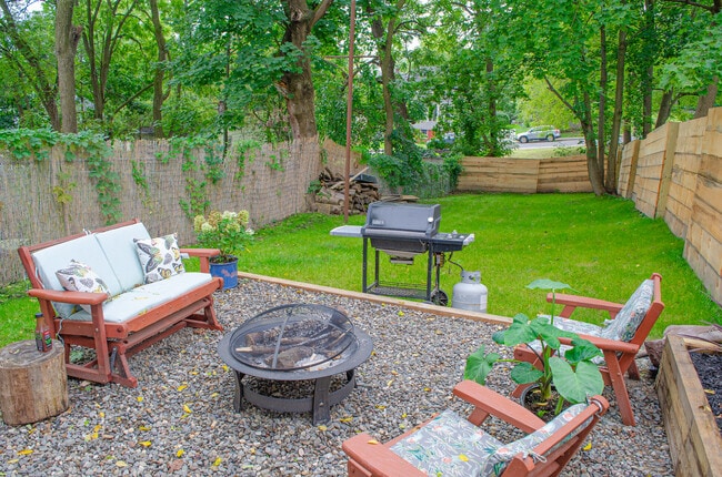 106 2nd Ave in Albany, NY - Foto de edificio - Building Photo