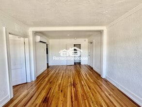 2807 Grand Ave in Des Moines, IA - Building Photo - Building Photo