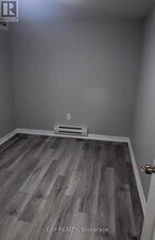 40 Gladstone Square in Brampton, ON - Building Photo - Building Photo