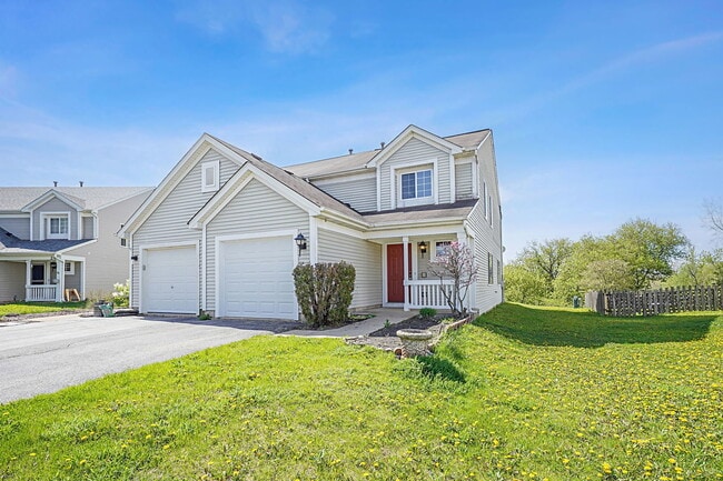 21 Ronan Ct in Lake In The Hills, IL - Building Photo - Building Photo