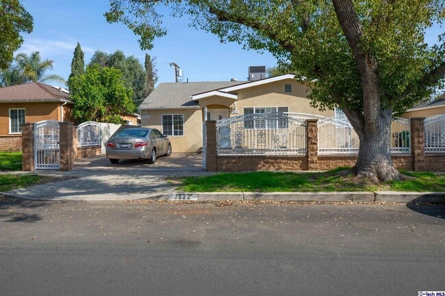property at 7822 Hazeltine Ave