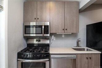 3 Benson Ave in West Nyack, NY - Building Photo - Building Photo
