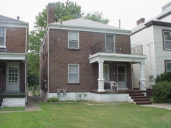 210 1/2 W Collins Ct in Louisville, KY - Building Photo - Building Photo