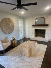172 Thompson Pl in Gainesville, GA - Building Photo - Building Photo