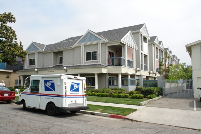 Silvercest Residences