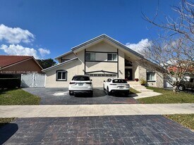 10710 SW 141st Ave, Unit 2 in Miami, FL - Building Photo