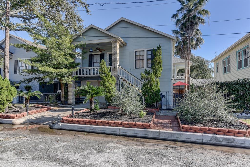 1206 17th St-Unit -B in Galveston, TX - Building Photo