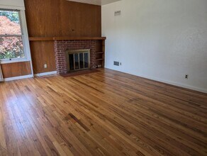 2055 NW Beca Ave in Corvallis, OR - Building Photo - Building Photo